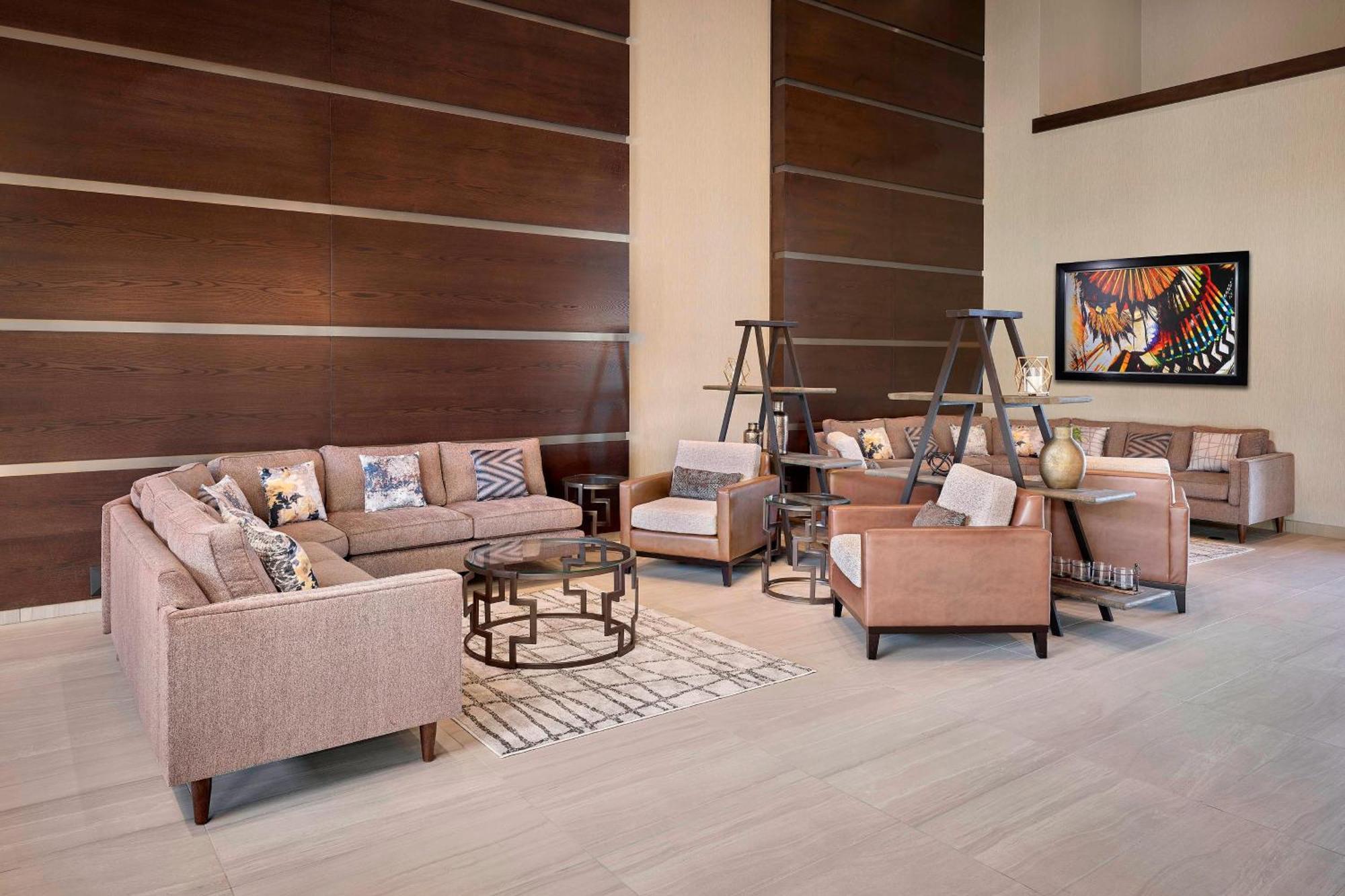 The Westin Calgary Airport Hotel Екстериор снимка